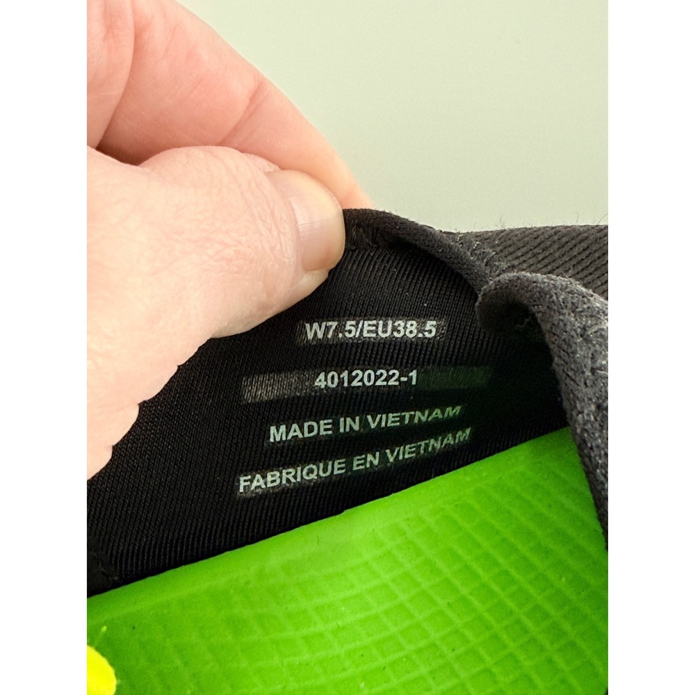 OOFOS OOmg Low eeZee Shoe Womens Sz 7.5 Recovery comfort casual Black slip on - Picture 5 of 14